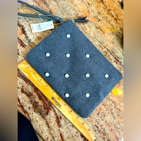 Ny&Co New Wristlet Pearl Accents Gray Wool Material Zipper Pouch - Picture 2 of 7